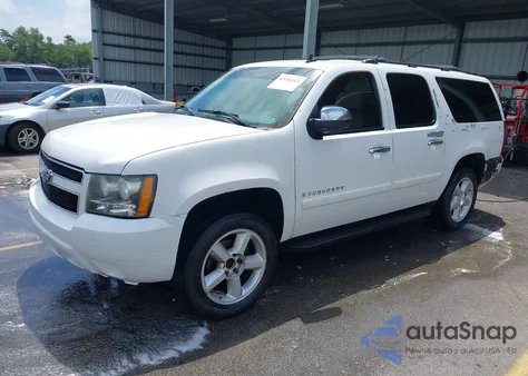 2008 Chevrolet Suburban 1500 Lt z USA, uszkodzony, nr VIN 3GNFC16048G118677